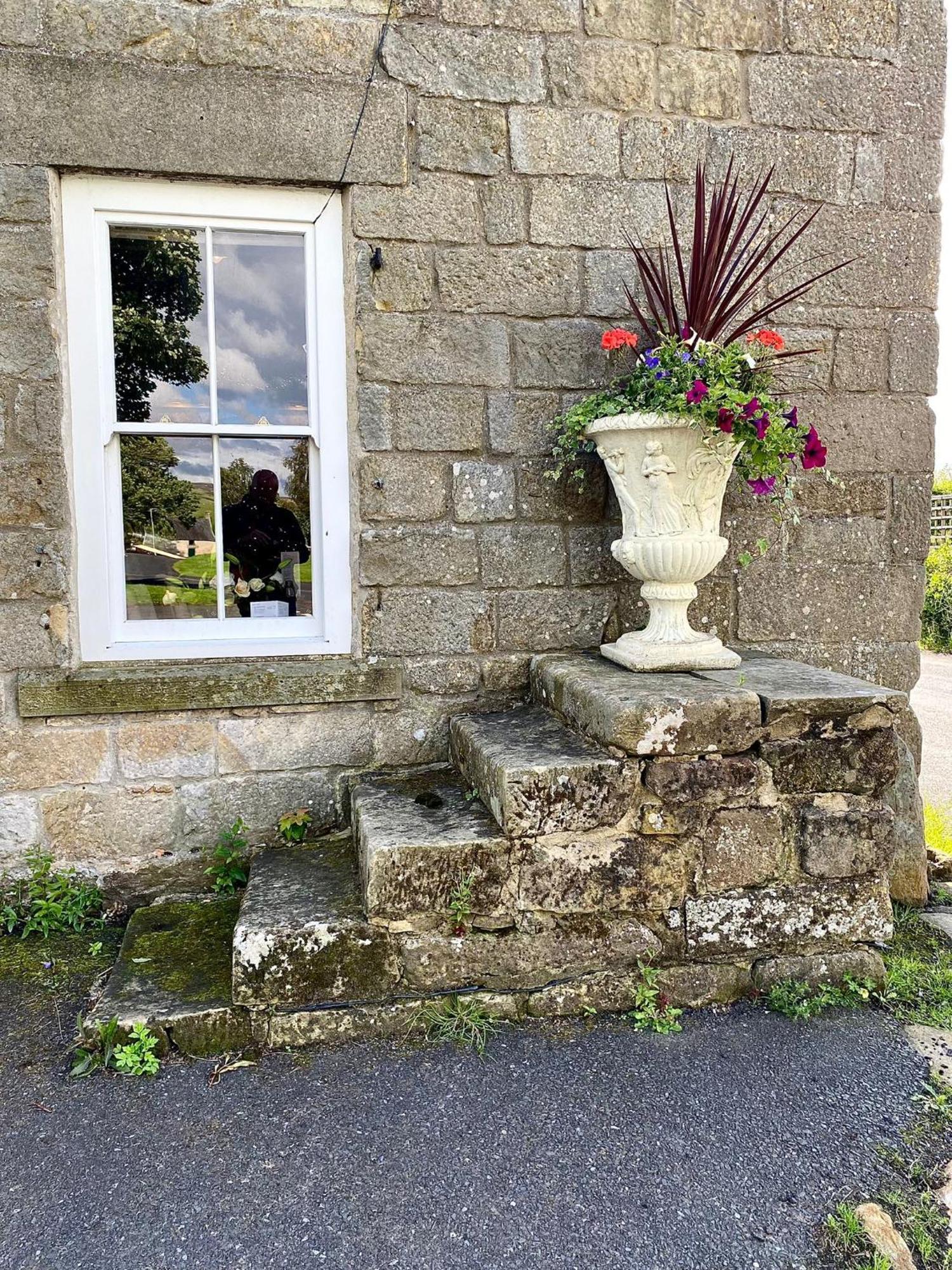 Bird In Bush Elsdon Hotel Exterior photo
